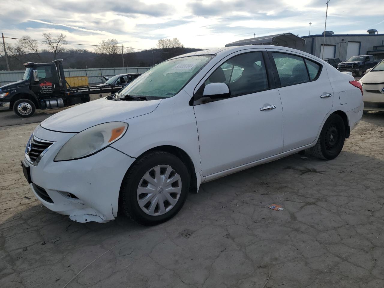 Obraz 1 z 2014 NISSAN VERSA S 2014 z VIN 3N1CN7AP8EL865542