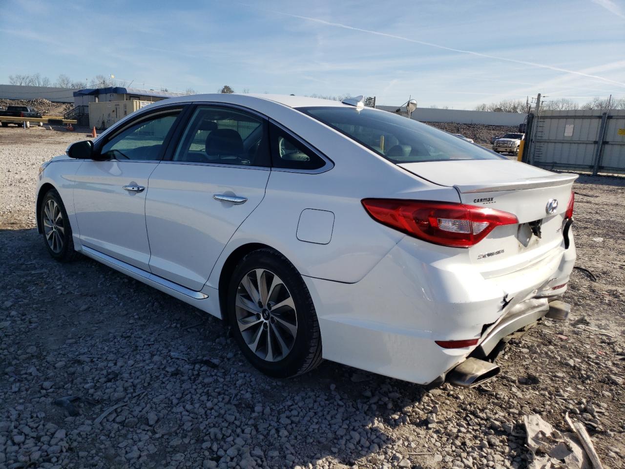 Image 2 of 2016 HYUNDAI SONATA SPORT 2016 with VIN 5NPE34AF1GH424677