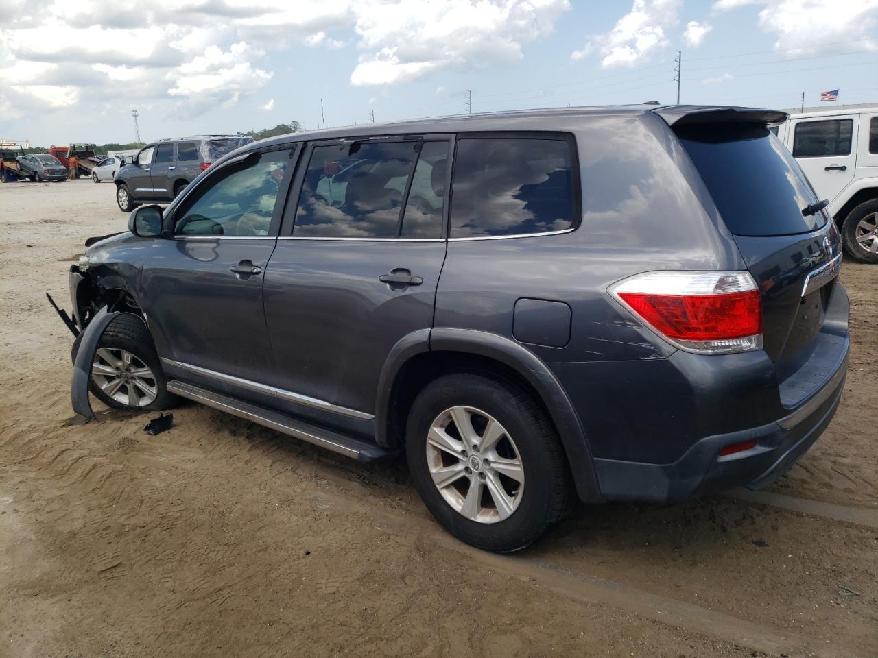 Изображение 2 2011 TOYOTA HIGHLANDER BASE 2011 с VIN 5TDZA3EH8BS013874