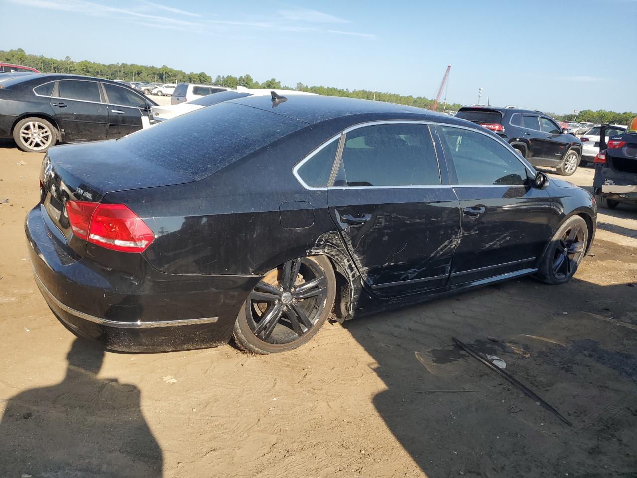 Obraz 3 z 2015 VOLKSWAGEN PASSAT SEL 2015 z VIN 1VWCV7A37FC117126
