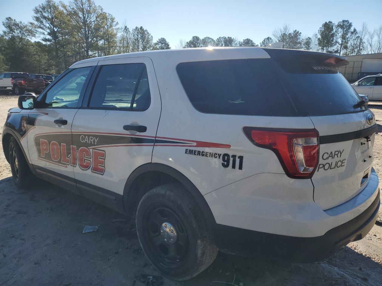 Изображение 2 2016 FORD EXPLORER POLICE INTERCEPTOR 2016 с VIN 1FM5K8AR8GGB96777