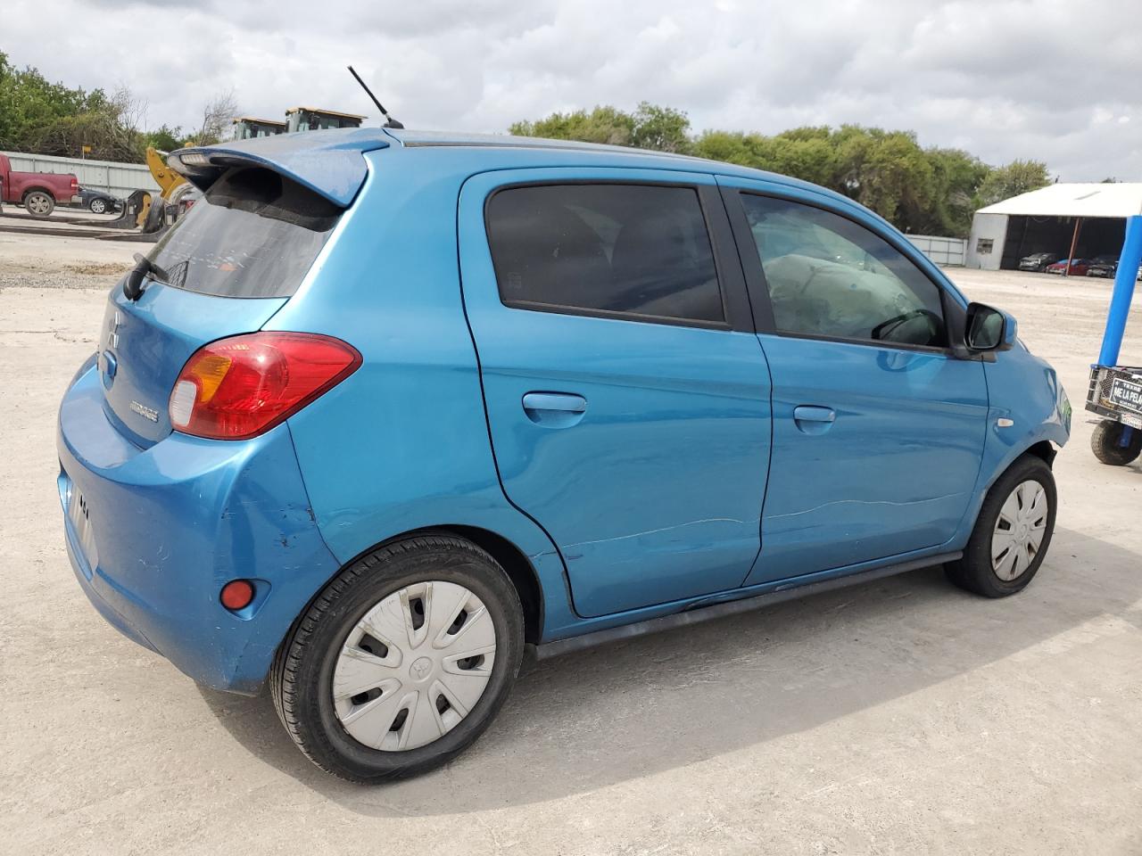 Obraz 3 z 2015 MITSUBISHI MIRAGE DE 2015 z VIN ML32A3HJ3FH056130