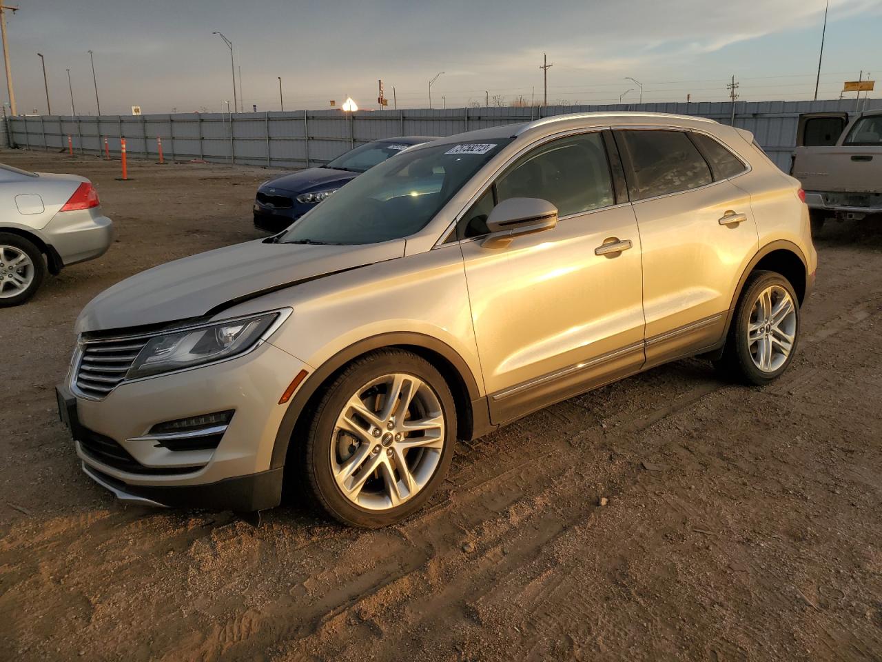 2017 LINCOLN MKC RESERVE 2017 image