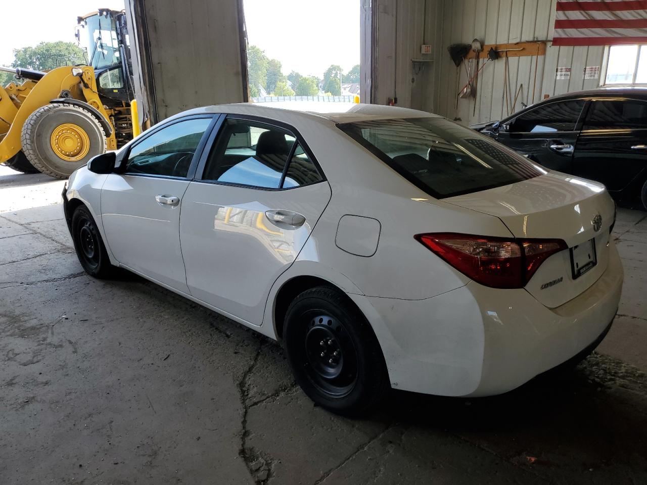 Obraz 2 z 2019 TOYOTA COROLLA L 2019 z VIN 2T1BURHE7KC235537