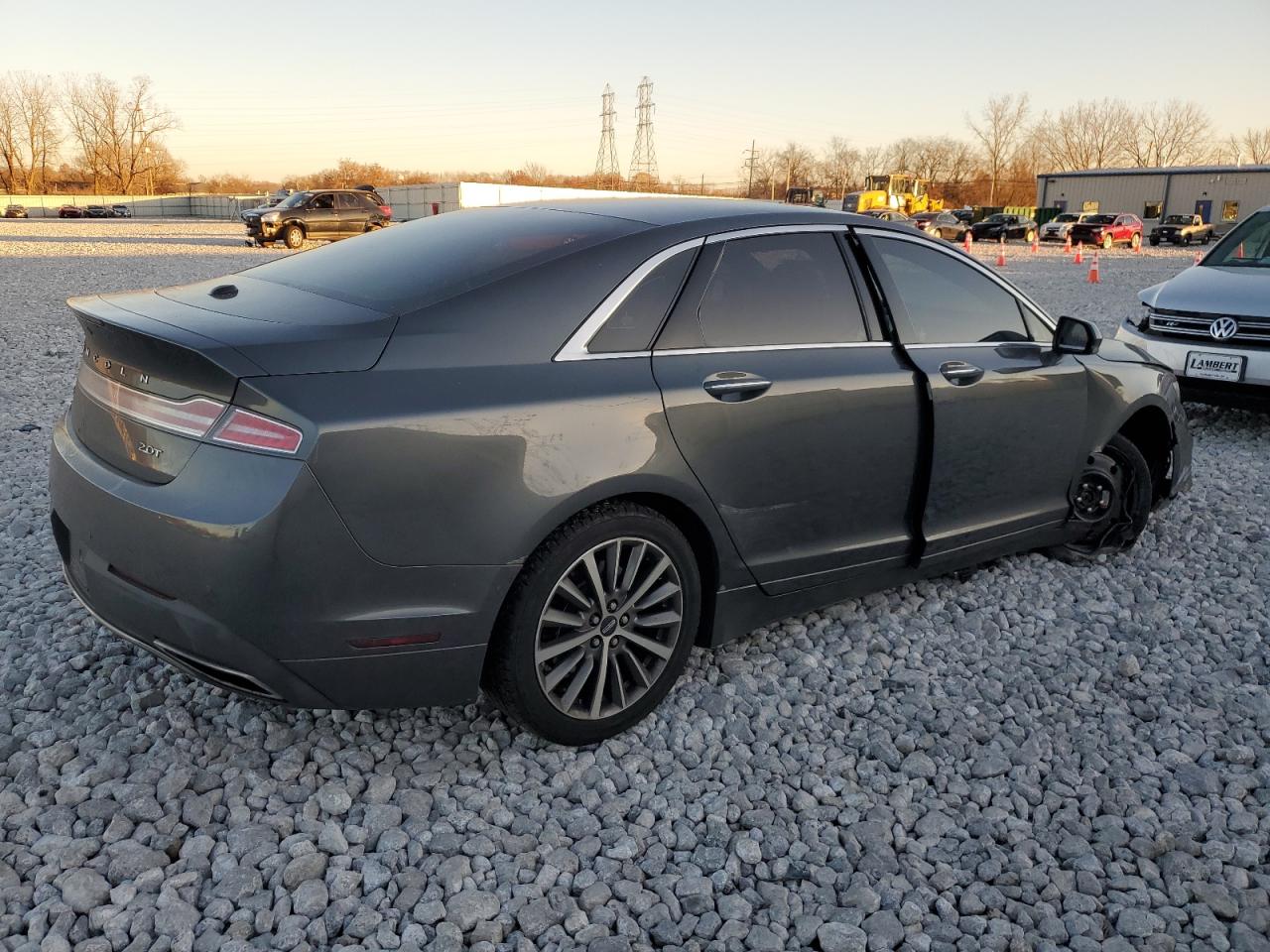 Image 3 of 2017 LINCOLN MKZ SELECT 2017 with VIN 3LN6L5C96HR641783
