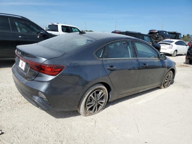 Изображение 3 2023 KIA FORTE LX 2023 с VIN 3KPF24AD4PE640436