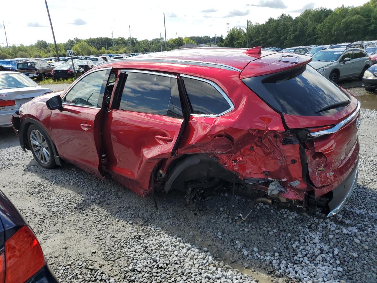 Image 2 of 2021 MAZDA CX-9 SIGNATURE 2021 with VIN JM3TCBEY7M0533913