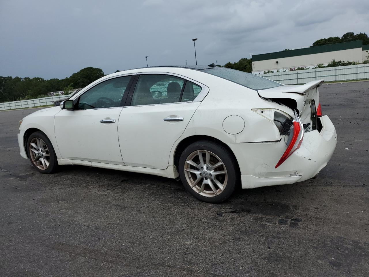 Image 2 of 2011 NISSAN MAXIMA S 2011 with VIN 1N4AA5AP3BC856992