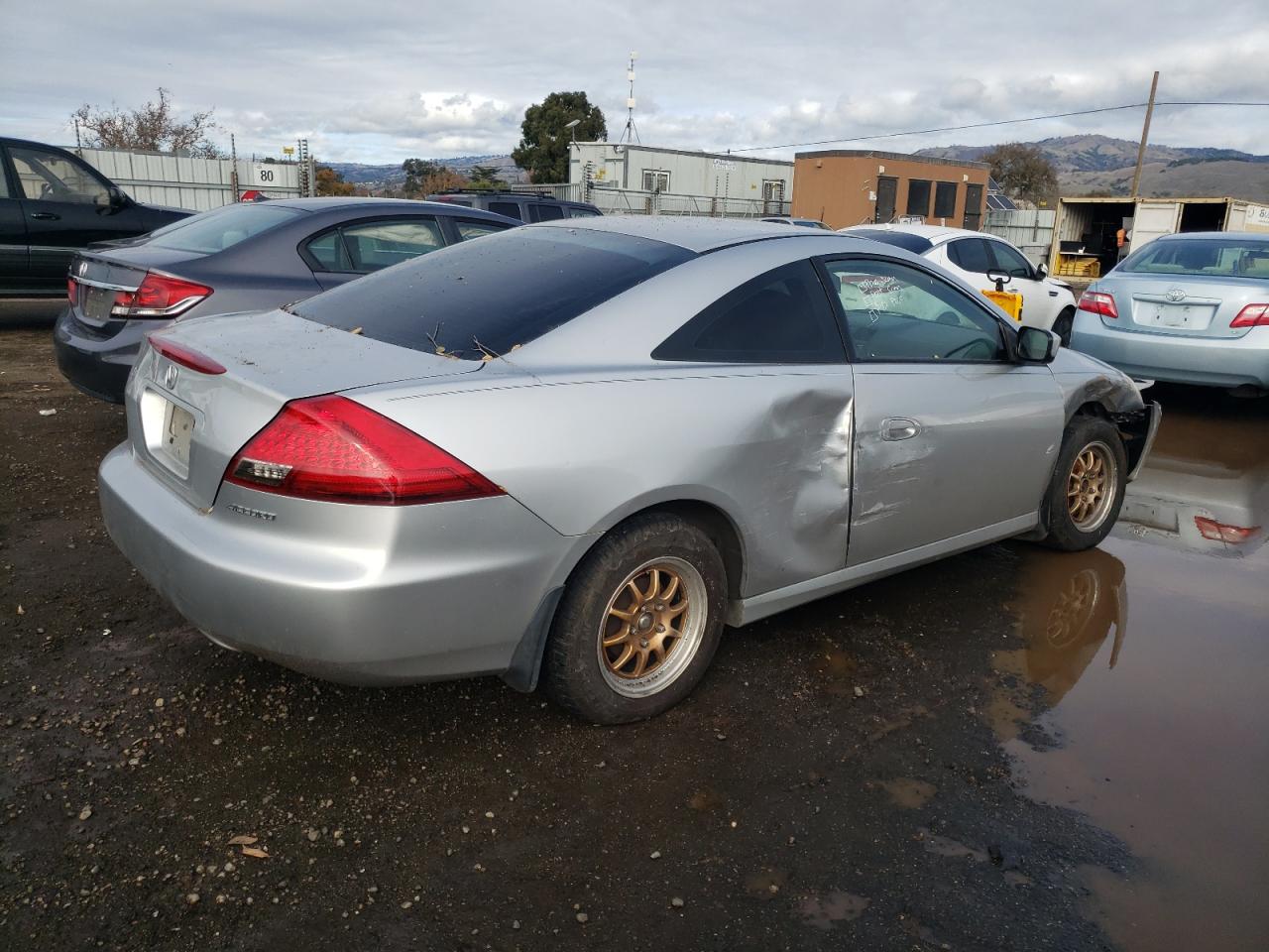 Image 3 of 2006 HONDA ACCORD LX 2006 with VIN 1HGCM71396A003048