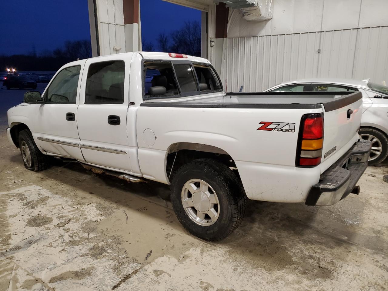 Изображение 2 2007 GMC NEW SIERRA K1500 CLASSIC 2007 с VIN 2GTEK13Z371164454
