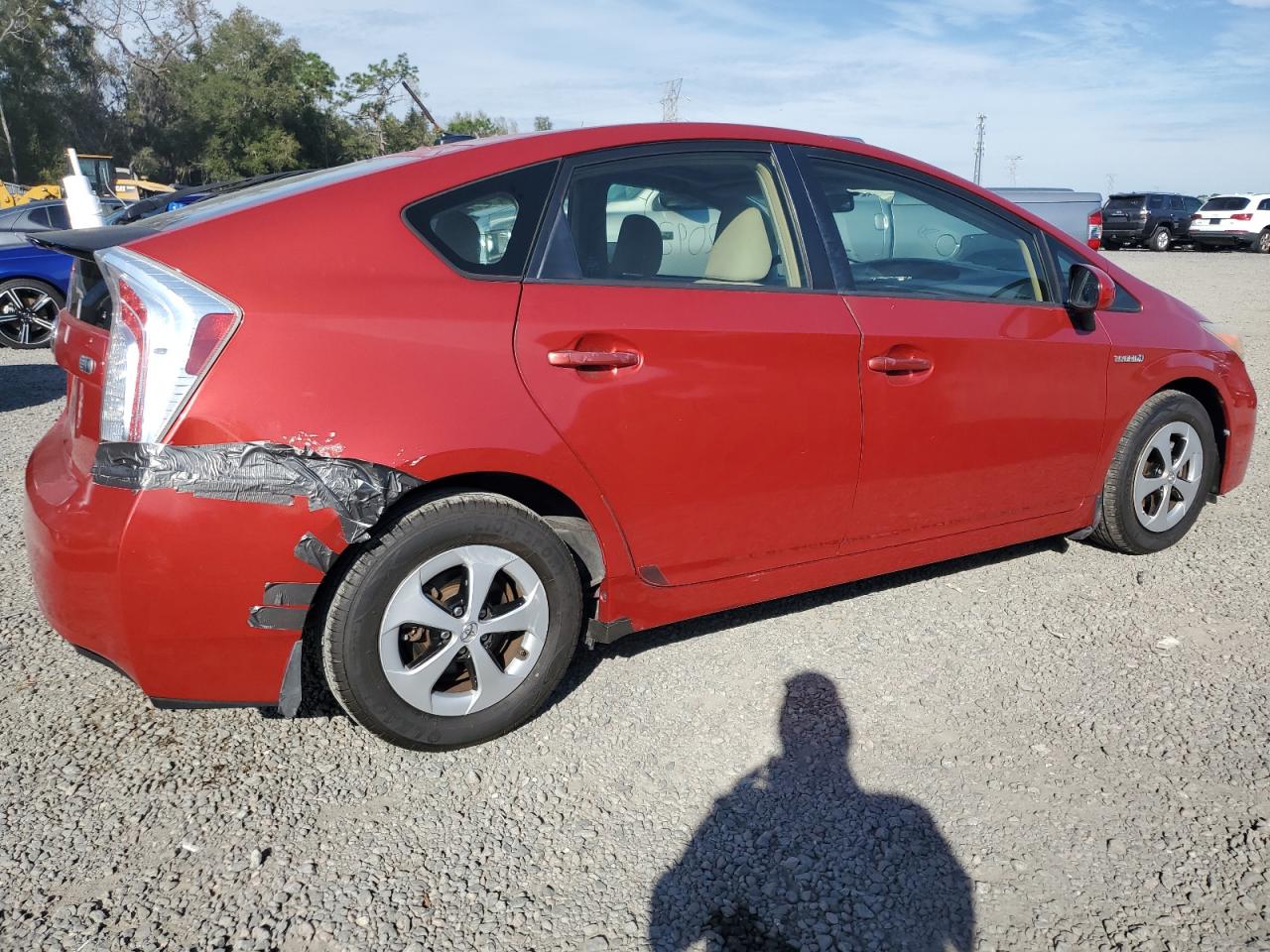 Image 3 of 2013 TOYOTA PRIUS  2013 with VIN JTDKN3DUXD1688159