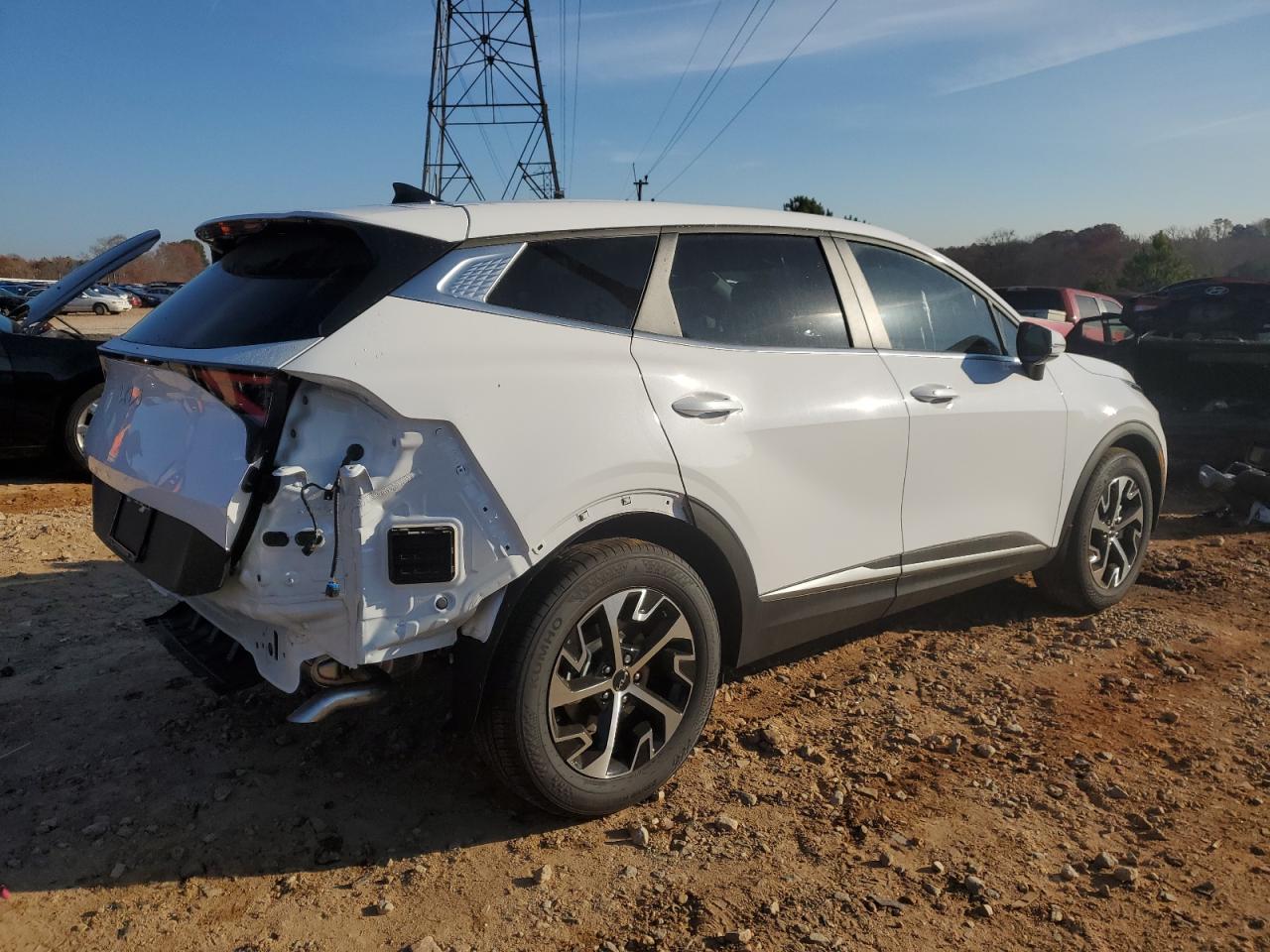 Изображение 3 2023 KIA SPORTAGE EX 2023 с VIN 5XYK33AF7PG137719