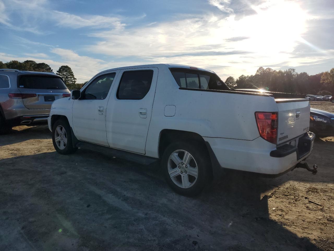 Изображение 2 2011 HONDA RIDGELINE RTL 2011 с VIN 5FPYK1F56BB010291