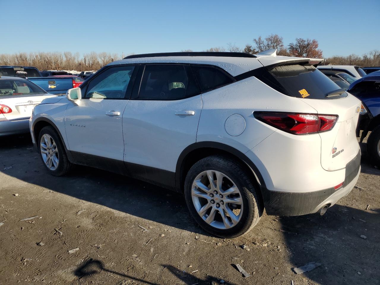 Image 2 of 2020 CHEVROLET BLAZER 3LT 2020 with VIN 3GNKBJRS5LS543586