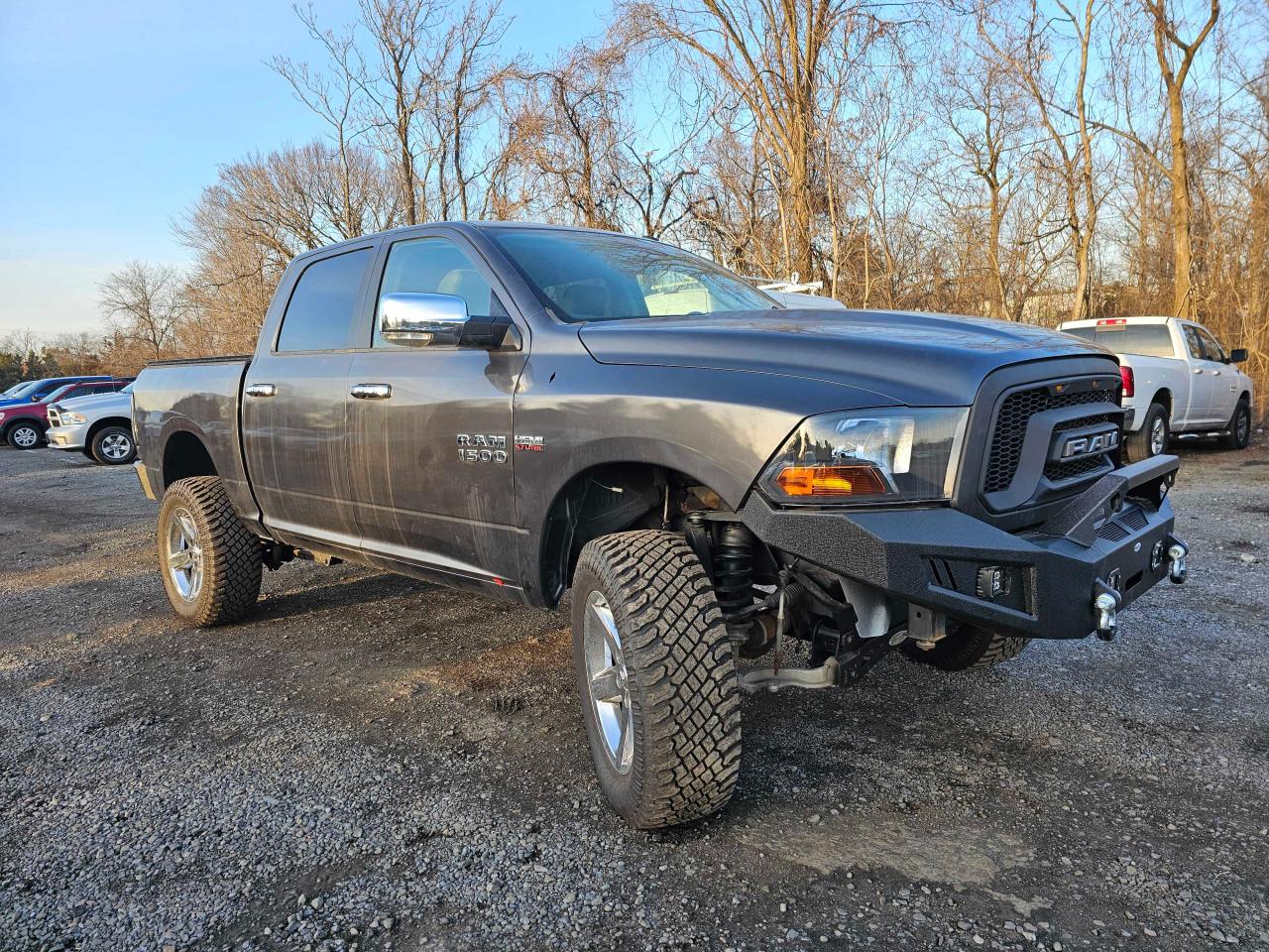 Obraz 2 z 2015 RAM 1500 SLT 2015 z VIN 3C6RR7LT2FG641447