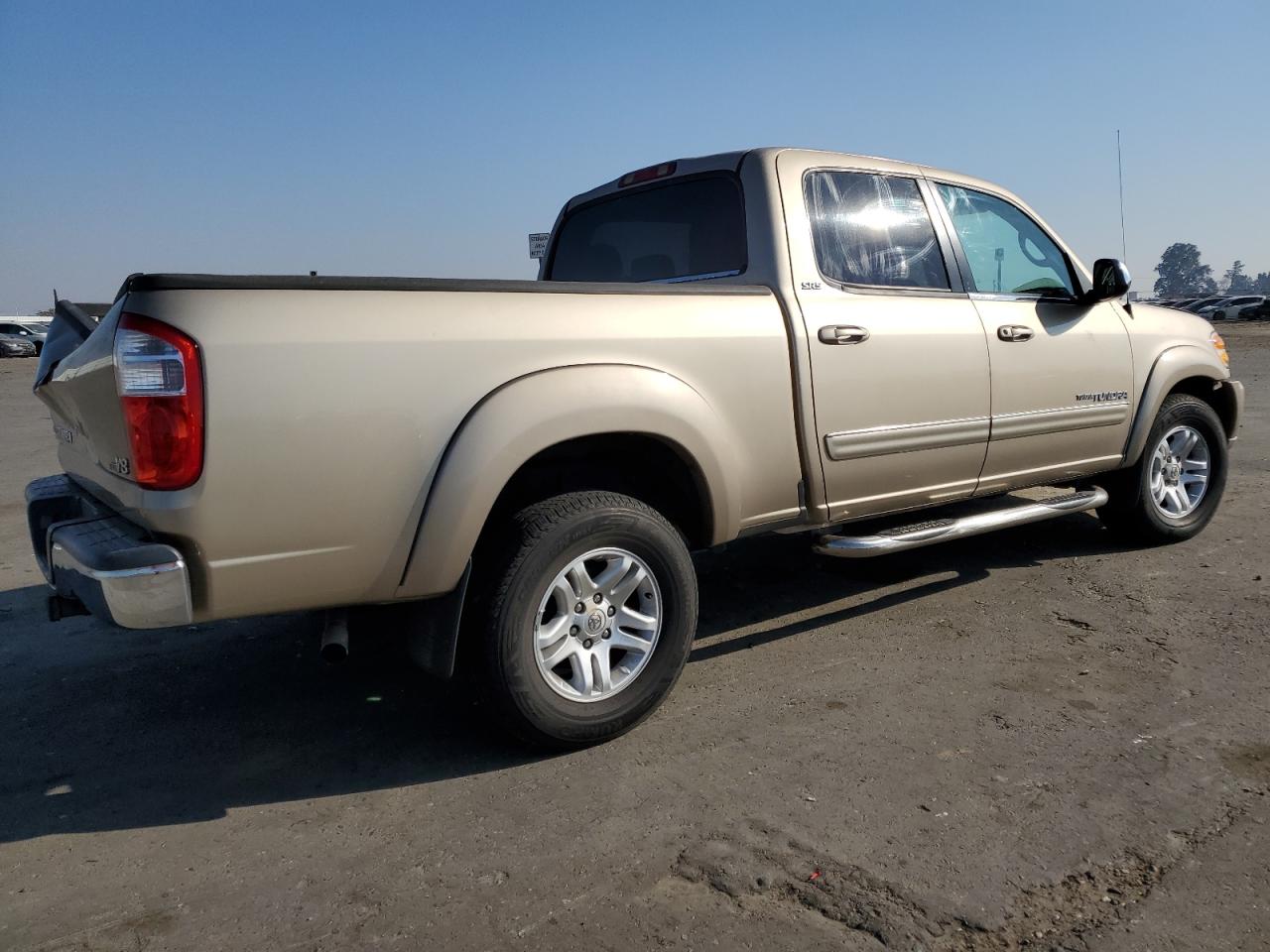 Obraz 3 z 2004 TOYOTA TUNDRA DOUBLE CAB SR5 2004 z VIN 5TBET34134S452831
