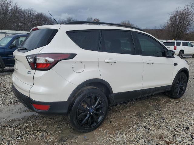 Image 3 of 2017 FORD ESCAPE SE 2017 with VIN 1FMCU0GD8HUA88578