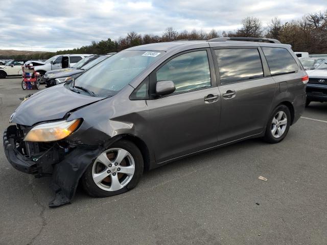 Obraz 2011 TOYOTA SIENNA LE 2011