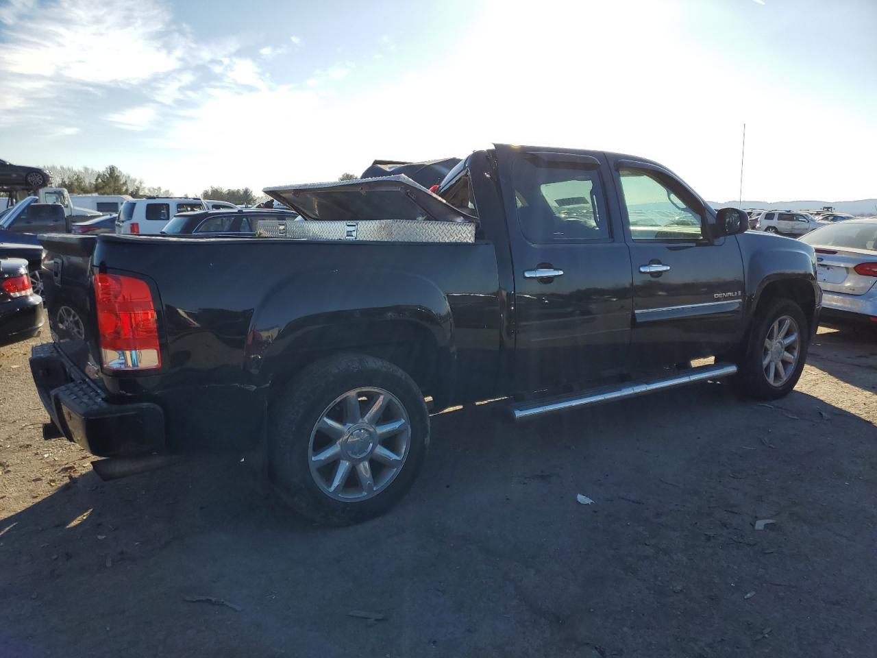 Obraz 3 z 2009 GMC SIERRA K1500 DENALI 2009 z VIN 3GTEK03249G232543