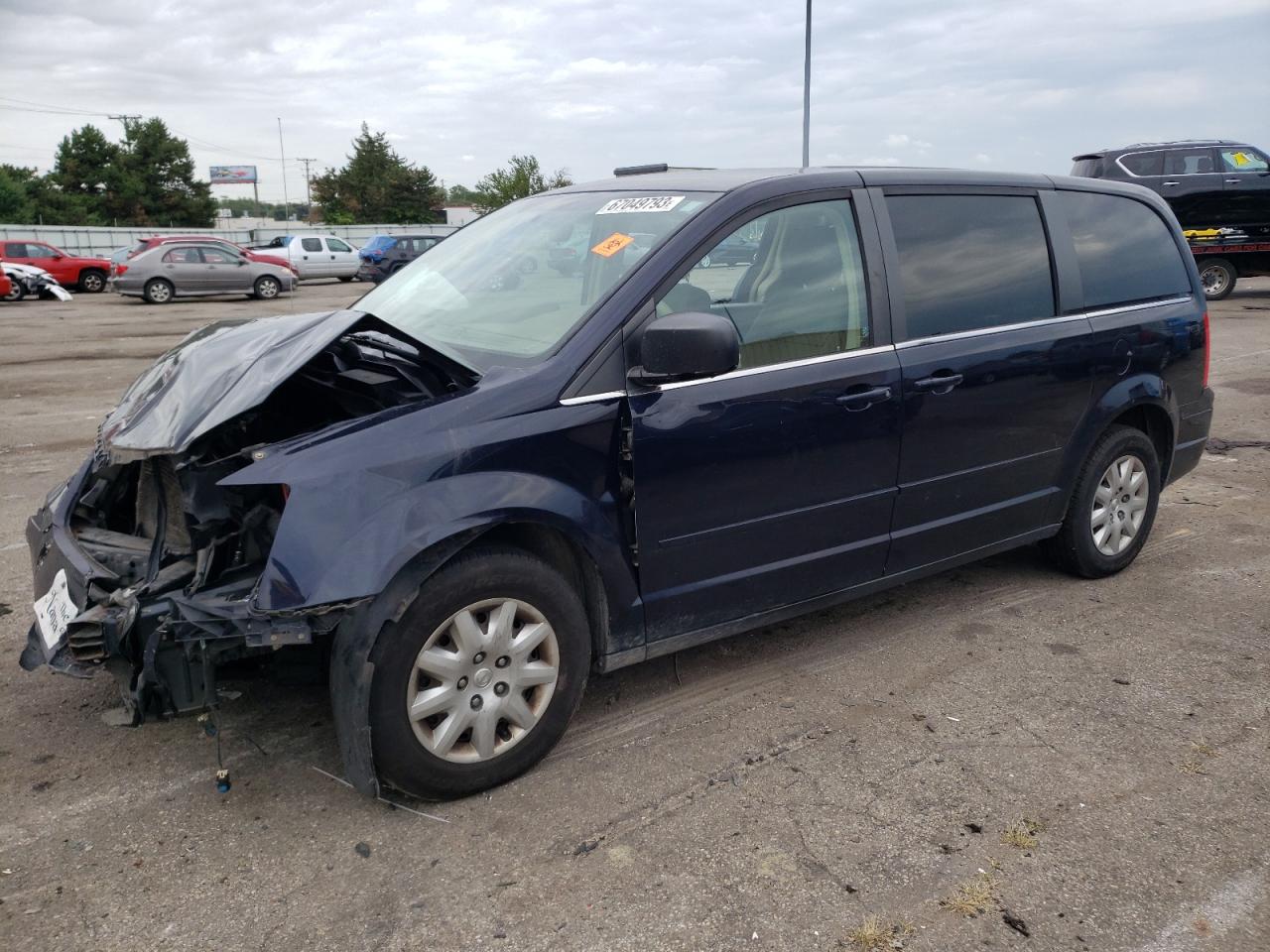 2010 CHRYSLER TOWN & COUNTRY LX 2010 image