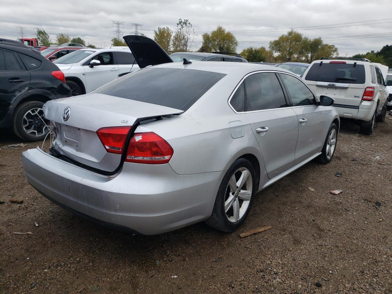 Изображение 3 2012 VOLKSWAGEN PASSAT SE 2012 с VIN 1VWBH7A39CC056263