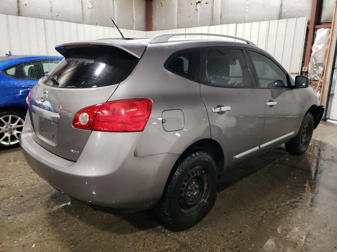 Image 3 of 2015 NISSAN ROGUE SELECT S 2015 with VIN JN8AS5MV1FW759607