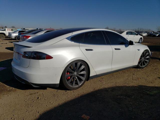 Obraz 3 z 2015 TESLA MODEL S 85D 2015 z VIN 5YJSA1H21FFP79906