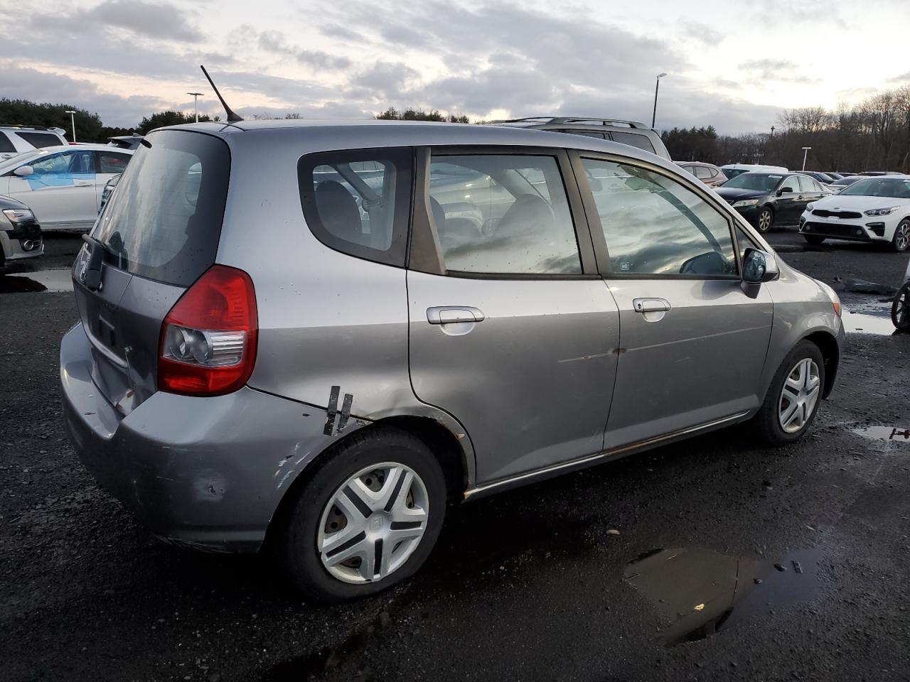 Image 3 of 2007 HONDA FIT  2007 with VIN JHMGD37487S010897