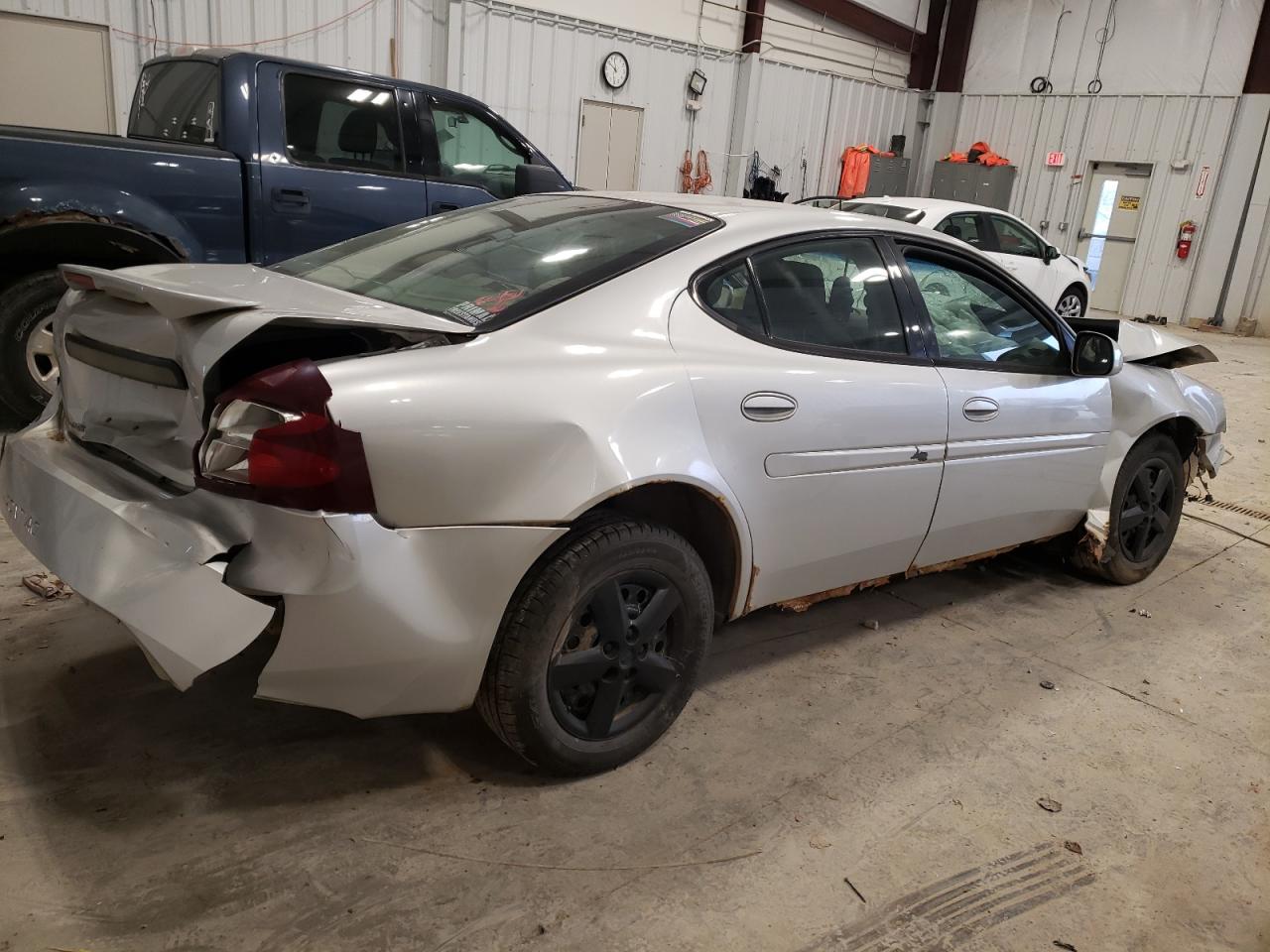 Изображение 3 2005 PONTIAC GRAND PRIX  2005 с VIN 2G2WP522951335761