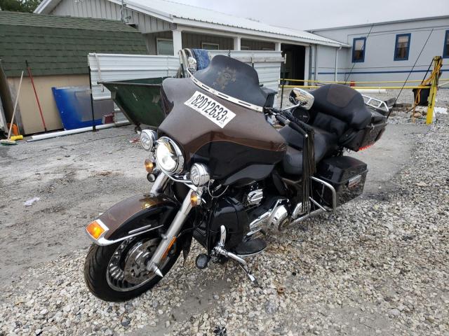 Obraz 2 z 2013 HARLEY-DAVIDSON FLHTK ELECTRA GLIDE ULTRA LIMITED 2013 z VIN 1HD1KEM24DB641524