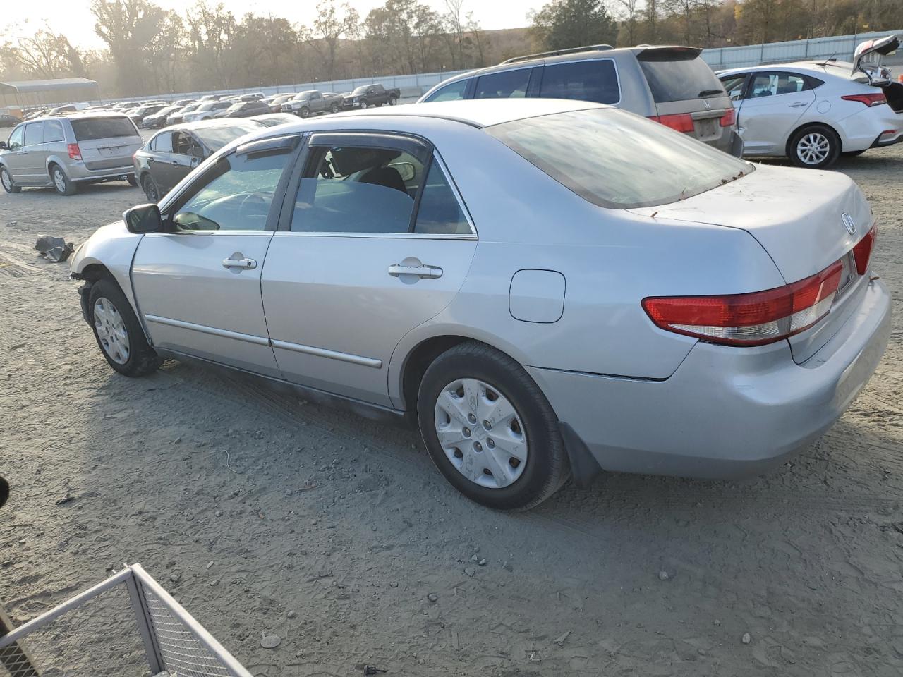 Image 2 of 2003 HONDA ACCORD LX 2003 with VIN 1HGCM56313A057291