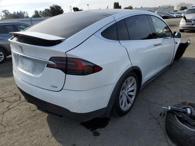 Изображение 3 2018 TESLA MODEL X  2018 с VIN 5YJXCDE2XJF103873