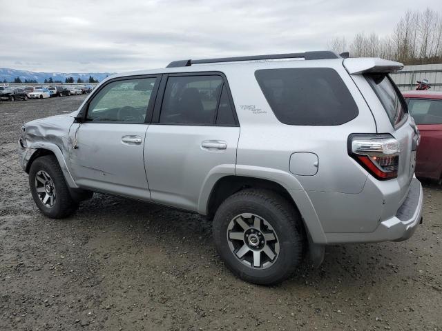 Obraz 2 z 2023 TOYOTA 4RUNNER SE 2023 z VIN JTEPU5JR3P6170434
