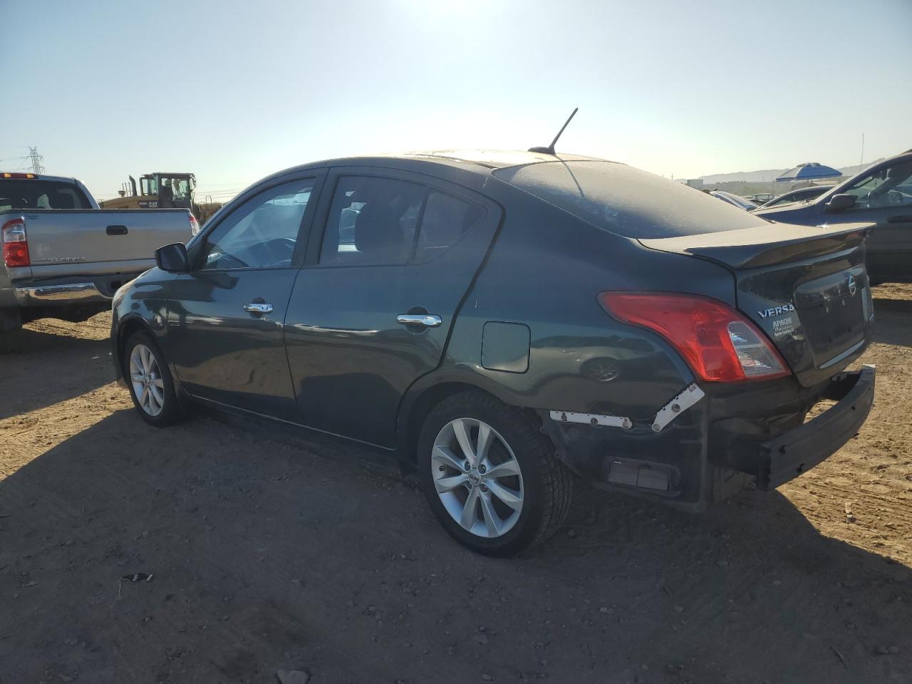 Изображение 2 2015 NISSAN VERSA S 2015 с VIN 3N1CN7AP6FL862608