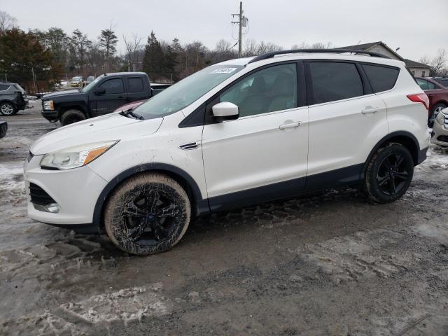 Image 1 of 2015 FORD ESCAPE SE 2015 with VIN 1FMCU0GX5FUA37644