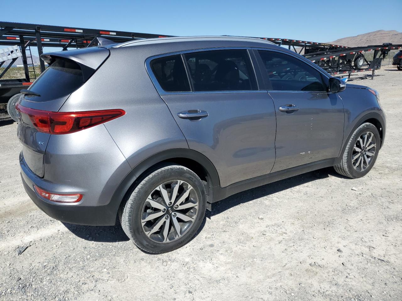 Image 3 of 2018 KIA SPORTAGE EX 2018 with VIN KNDPN3AC0J7309955