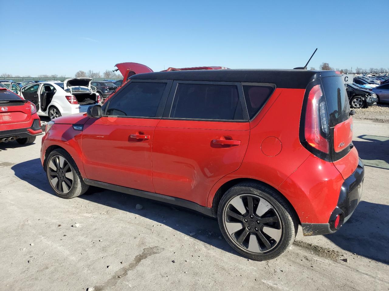 Image 2 of 2016 KIA SOUL + 2016 with VIN KNDJP3A55G7393927