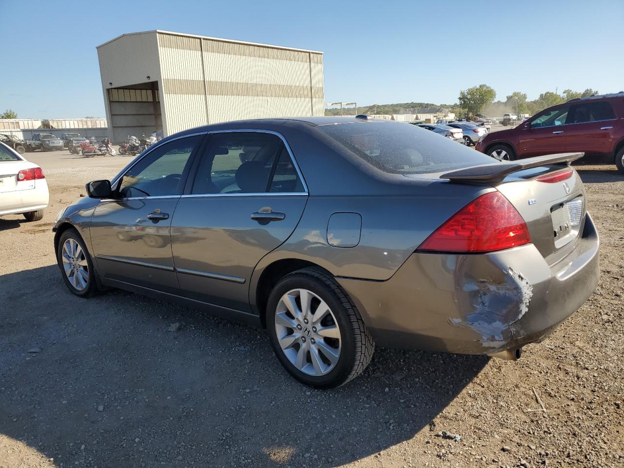Изображение 2 2007 HONDA ACCORD EX 2007 с VIN 1HGCM66857A056023
