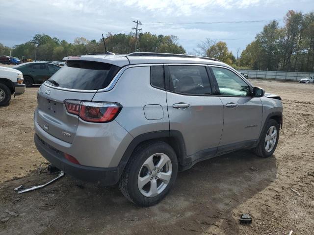 Obraz 3 z 2019 JEEP COMPASS LATITUDE 2019 z VIN 3C4NJCBB2KT649646