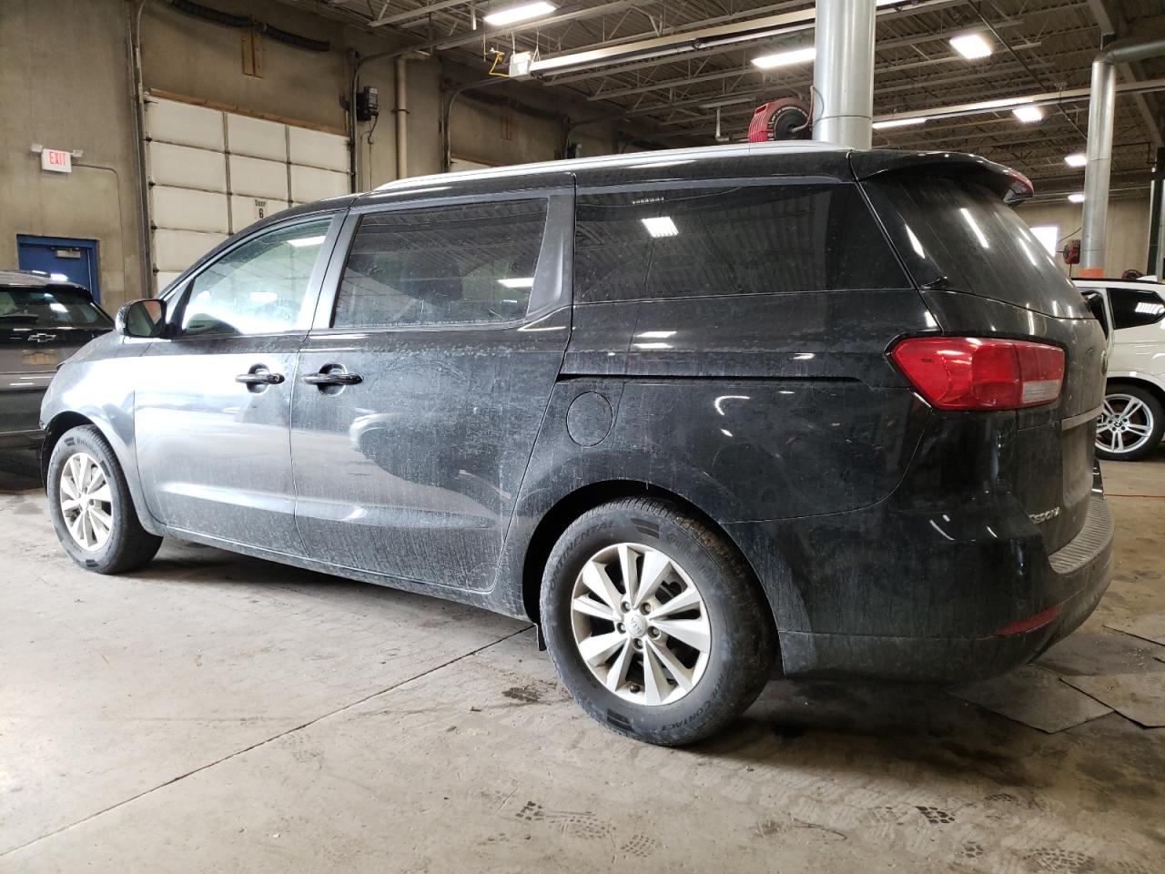 Изображение 2 2017 KIA SEDONA LX 2017 с VIN KNDMB5C12H6280414