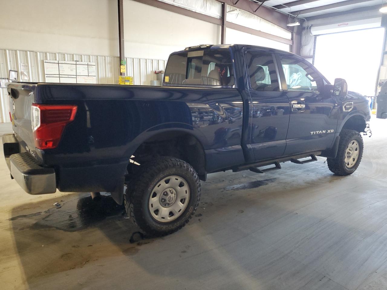 Obraz 3 z 2018 NISSAN TITAN XD S 2018 z VIN 1N6AA1C32JN512616