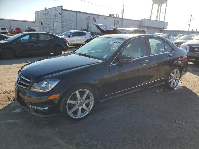 Obraz 1 z 2014 MERCEDES-BENZ C 300 4MATIC 2014 z VIN WDDGF8AB7EA948902