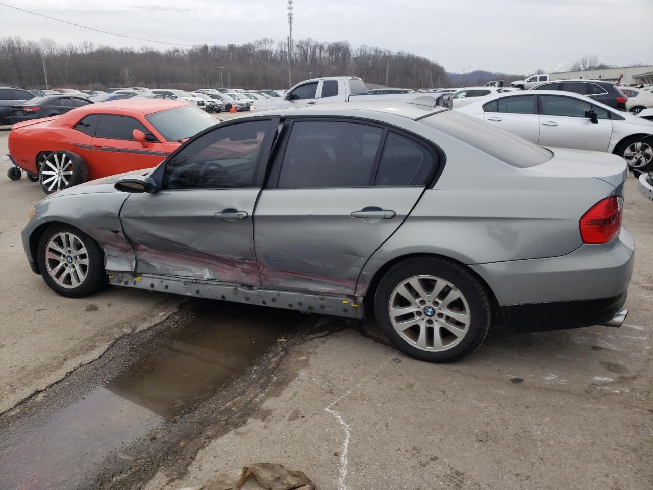 Image 2 of 2007 BMW 328 XI 2007 with VIN WBAVC93517KX55131