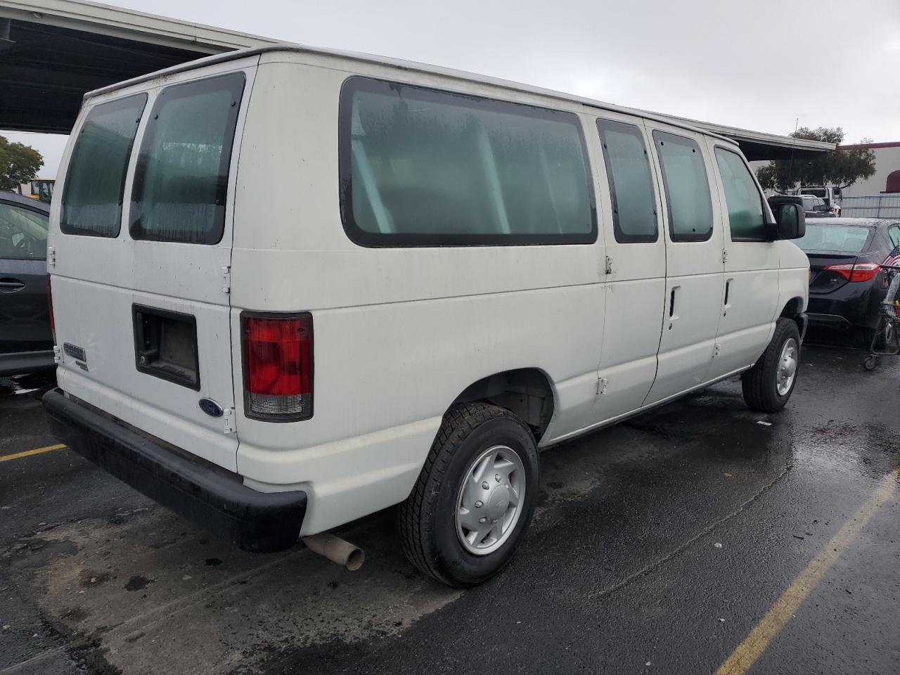 Изображение 3 2008 FORD ECONOLINE E350 SUPER DUTY WAGON 2008 с VIN 1FBNE31L28DB04046