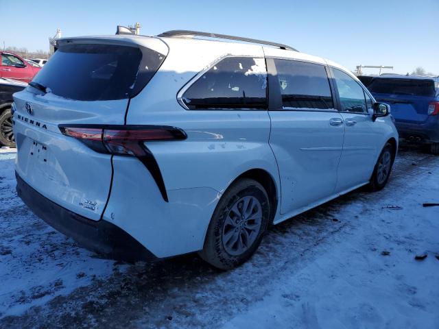 Image 3 of 2022 TOYOTA SIENNA XLE 2022 with VIN 5TDJRKEC4NS101359