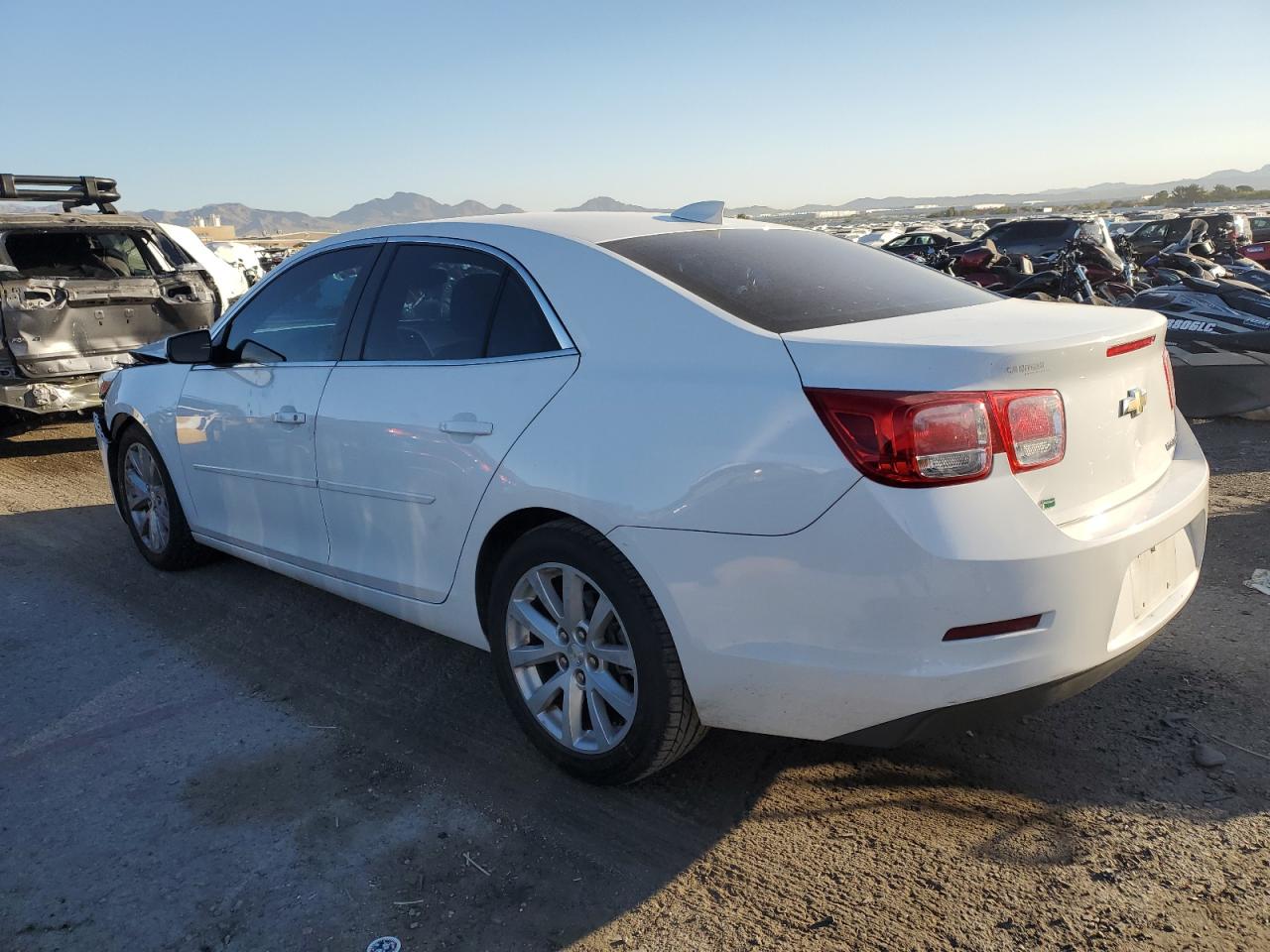 Изображение 2 2015 CHEVROLET MALIBU 2LT 2015 с VIN 1G11D5SL6FF286206
