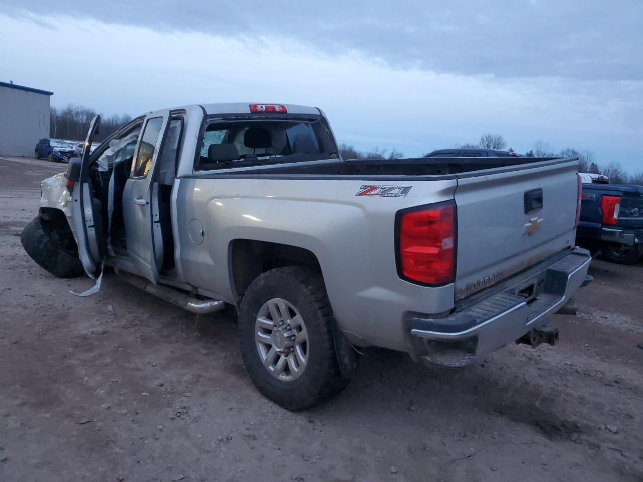Изображение 2 2017 CHEVROLET SILVERADO K2500 HEAVY DUTY LT 2017 с VIN 1GC2KVEY0HZ398882