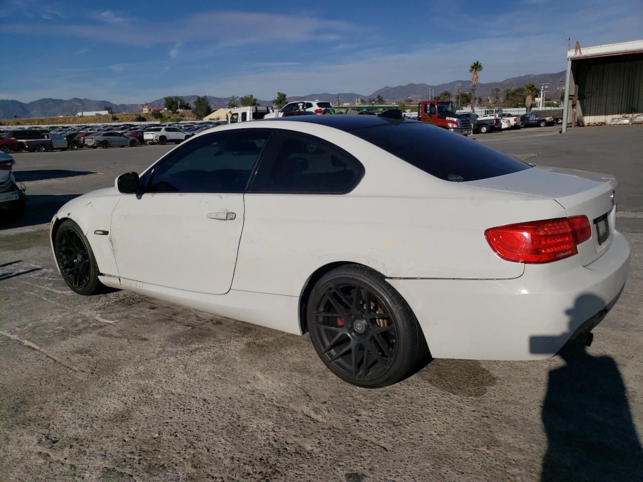 Изображение 2 2011 BMW 335 I 2011 с VIN WBAKG7C50BE801759