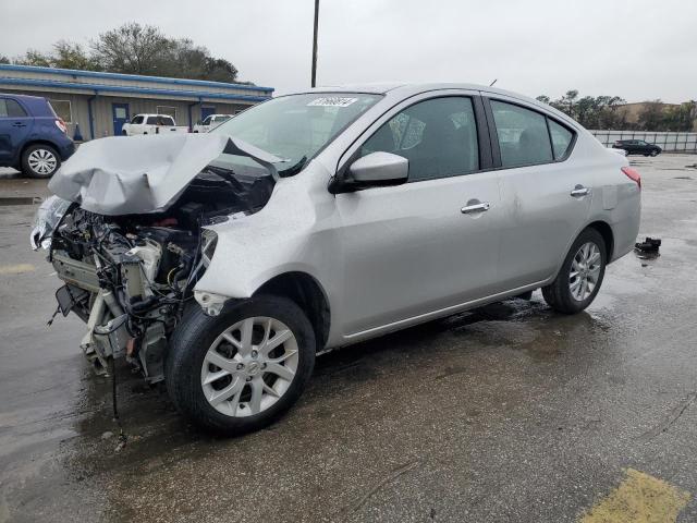 Obraz 1 z 2018 NISSAN VERSA S 2018 z VIN 3N1CN7AP0JL880045