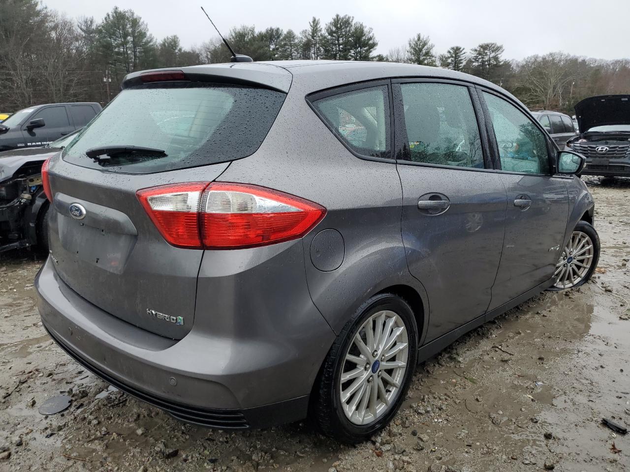 Image 3 of 2013 FORD C-MAX SE 2013 with VIN 1FADP5AU8DL511221